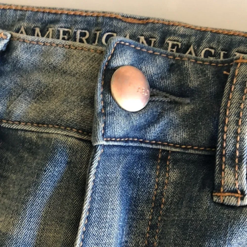 High-Waisted Denim Shortie Shorts - Picture 4 of 8